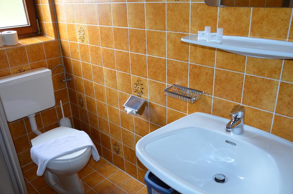 Gasthof "Zur Gemuetlichkeit" Bschlabs Екстериор снимка
